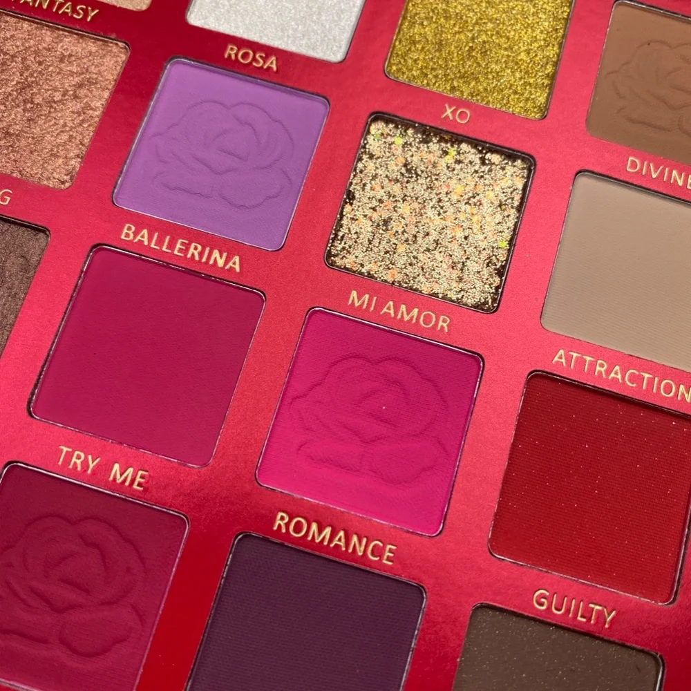 SHADES OF ROSES BeBella EYESHADOW Palette